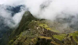 Visitar Machu Picchu, Perú.
