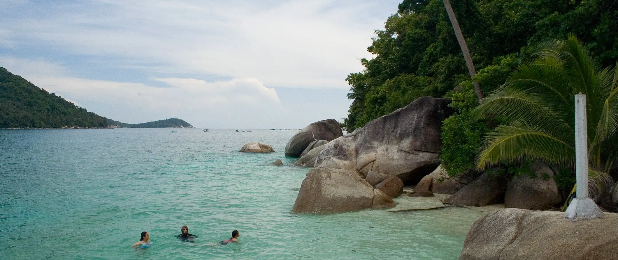 Planifica una aventura inolvidable de vacaciones en Malasia