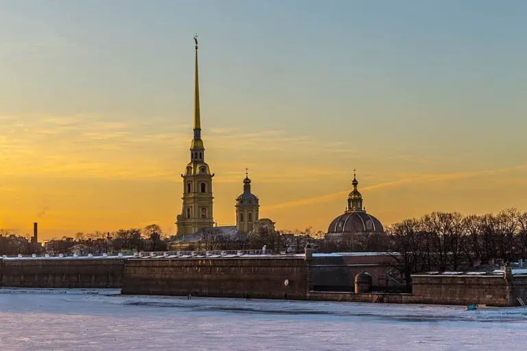 Aspectos destacados de las dos capitales de Rusia: 9 días