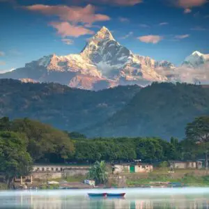 Una aventura emocionante de Rafting y Safari en Nepal durante 10 días