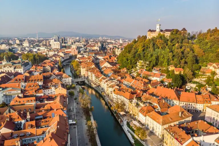 Salirse de los caminos trillados en Liubliana: 6 actividades más allá del casco antiguo