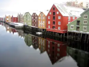 Bergen es una de las ciudades más populares para visitar en la región.