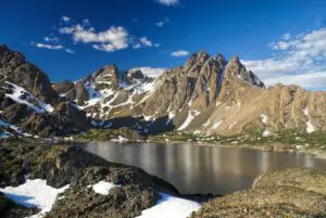 Experimenta la majestuosa belleza de Navarinos Teeth Trek de la Patagonia