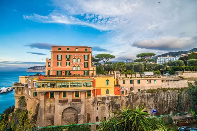 Sorrento a Nápoles: mejores rutas y consejos de viaje