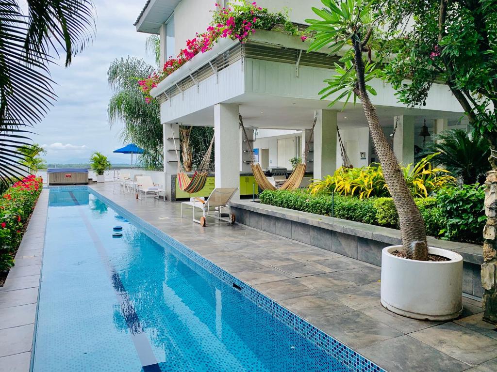 HOTEL EN GUAYAQUIL