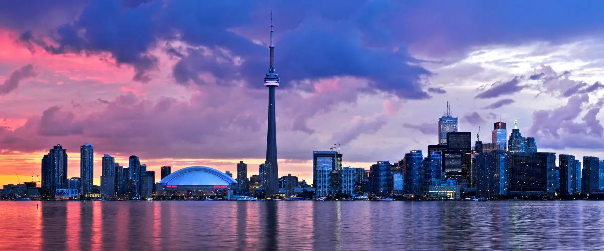 Descubriendo Toronto: Un Destino Vibrante y Multicultural